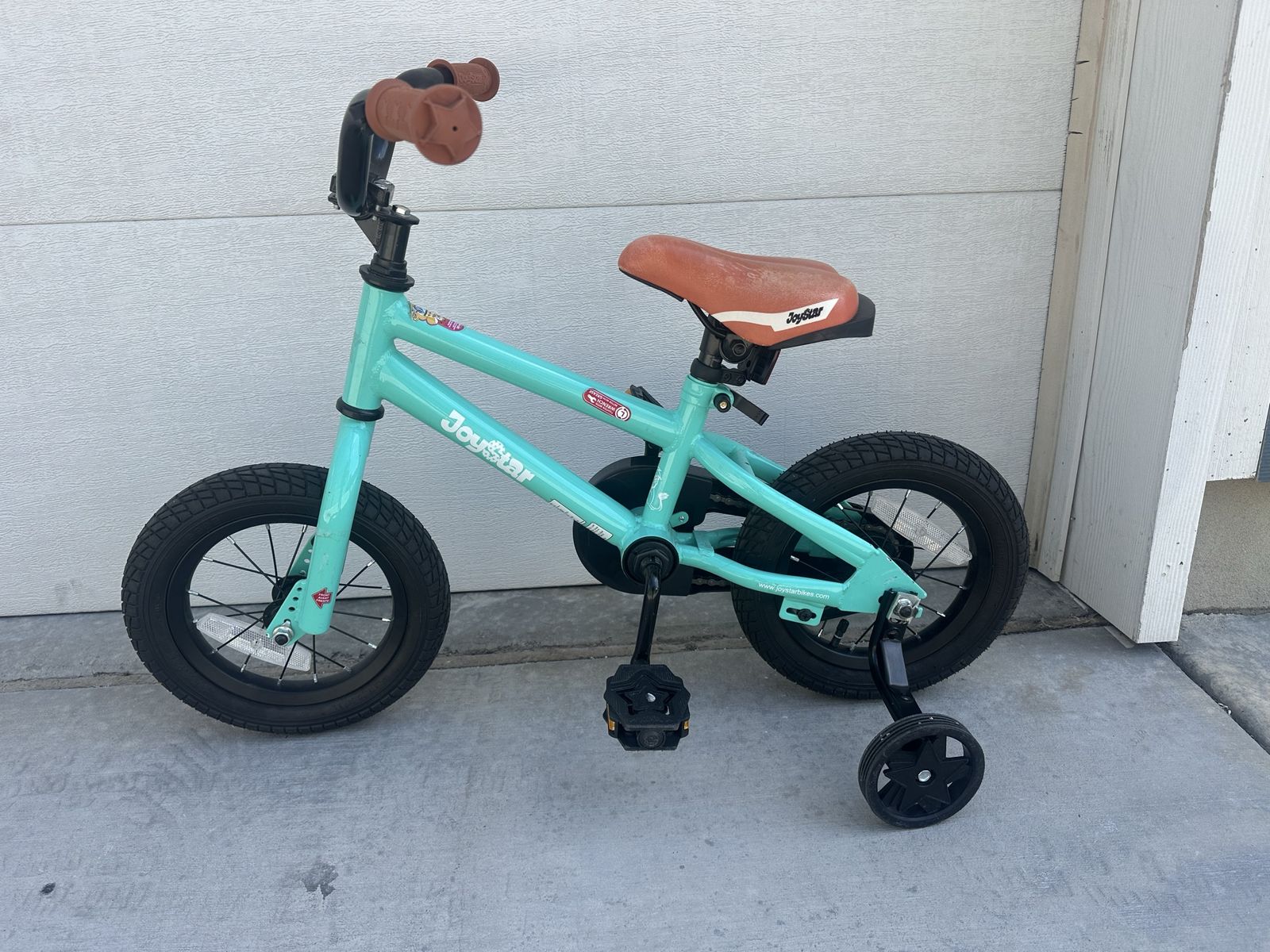 Kid bike size 12