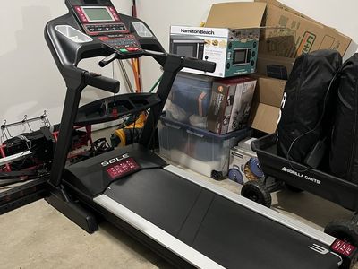 Sole F80 Folding Treadmill - Great Condition!
