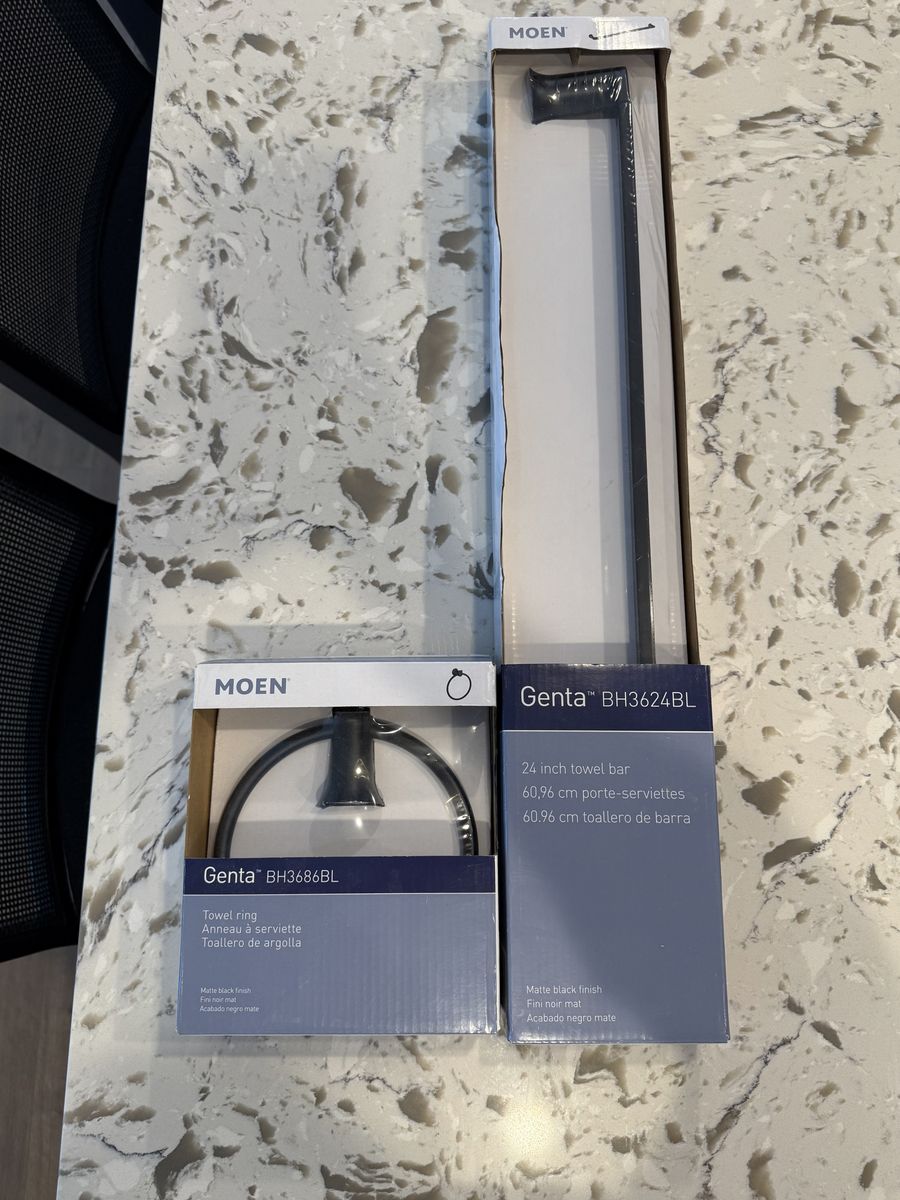 Moen Genta Matte Black Towel Bar & Ring Set