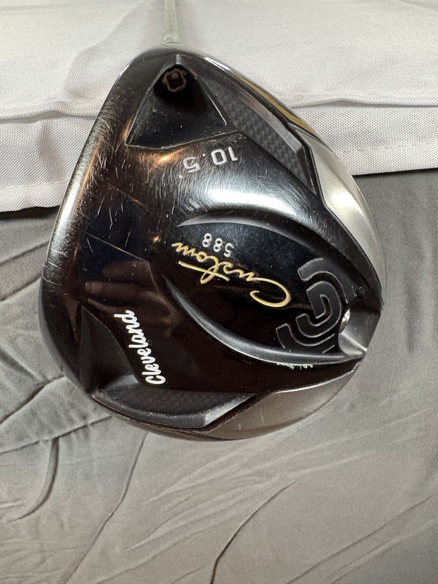 Cleveland Custom 588 10.5° Driver Matrix Ozik Shaft RH