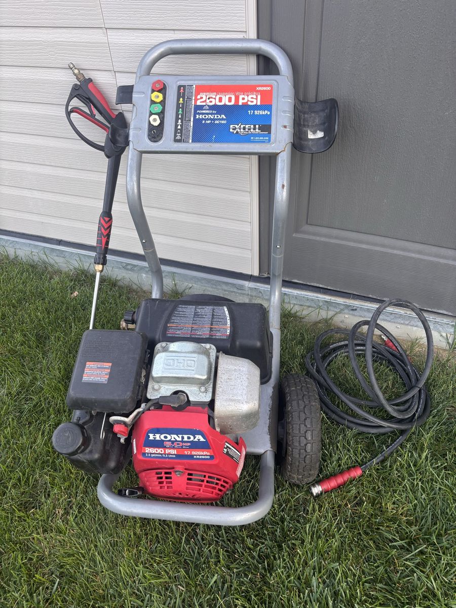 Excell XR2600 Pressure Washer Powered by Honda 5.0 HP GC160 2600 PSI