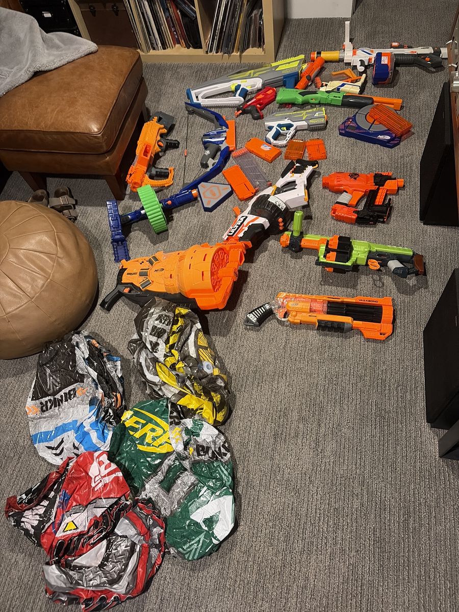 Nerf Gun/  Inflatable Barrier