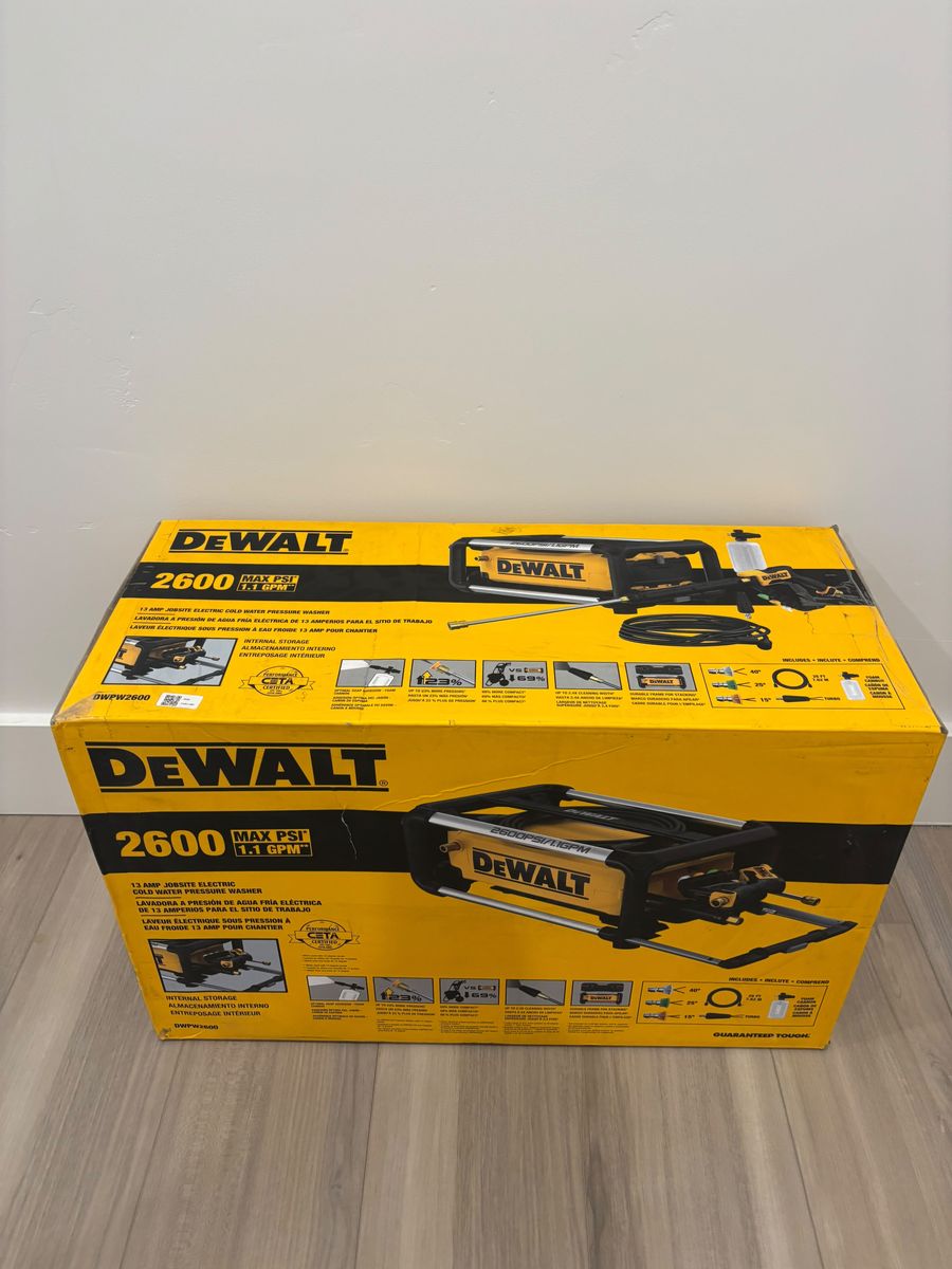 NEW(SEALED) - DeWalt 2600 PSI 1.1 GPM Cold Water Electric Pressure Washer