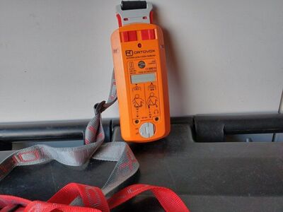 avalanche transceiver