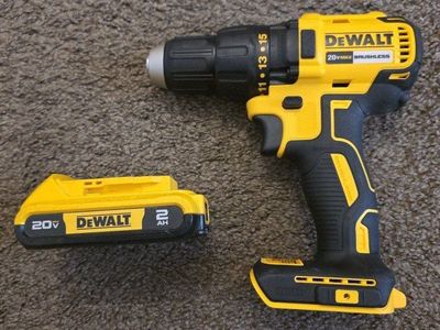 New Dewalt 20V MAX 1/2in. Drill with Battery