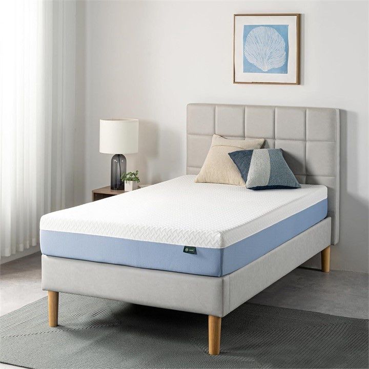 Brand New Zinus 8" Twin Memory Foam Mattress – Medium Firm