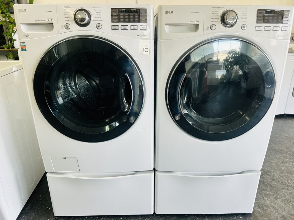 Lg Steam Electric Front Load Set With Pedestals