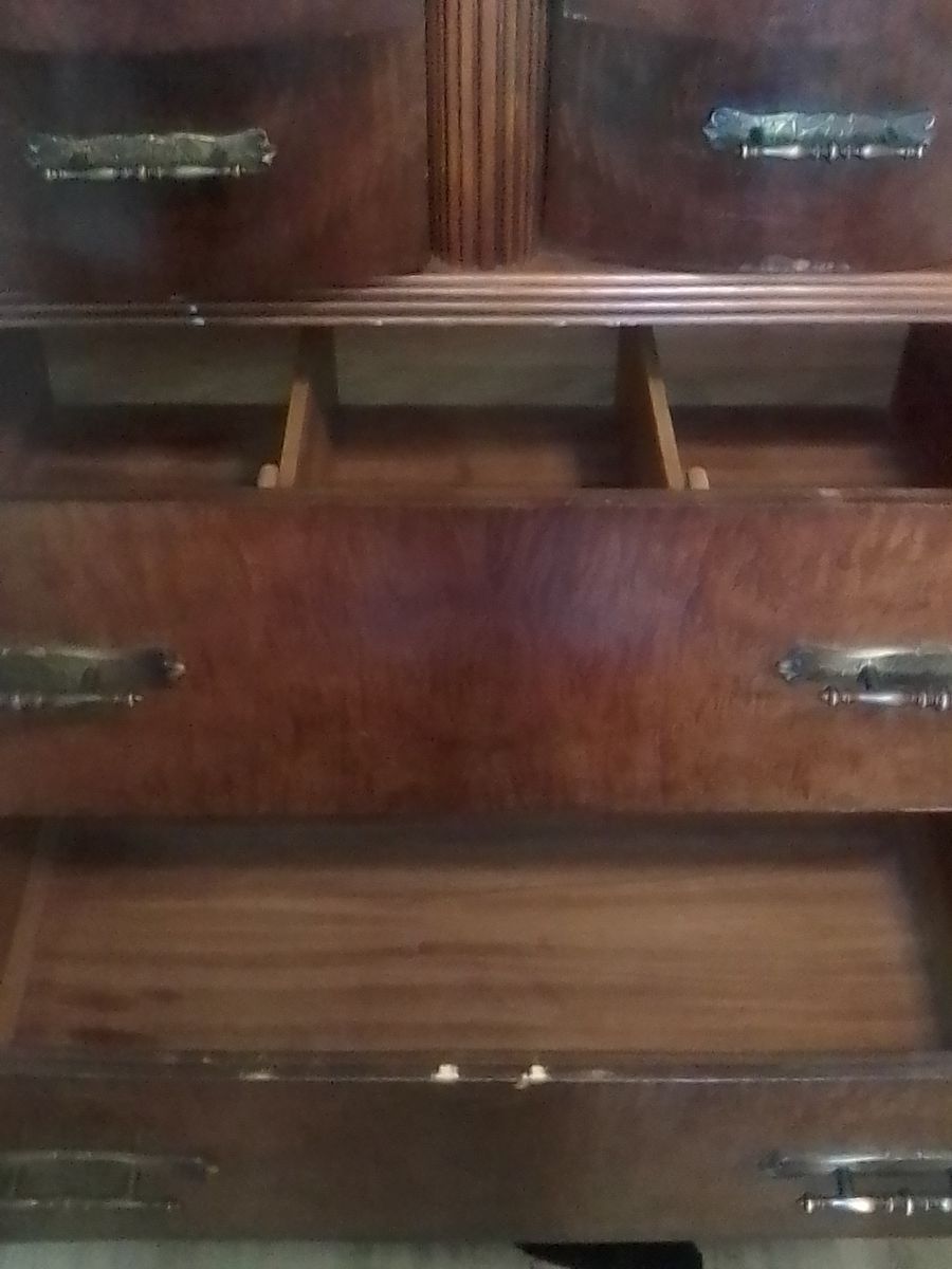 Main image 3