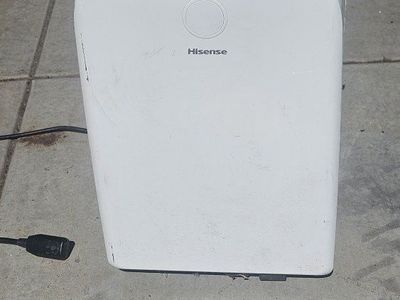 Hisense HAP55021HR1W 8000 BTU Portable Air Conditioner w/ Heating Function