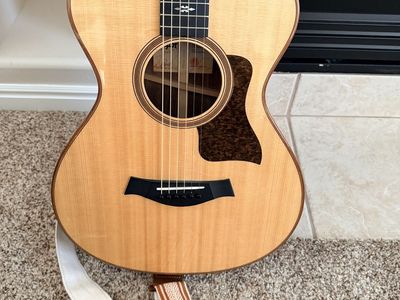 Taylor 712e Acoustic Guitar
