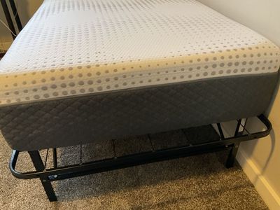 11” Premium quality LIKE NEW TWIN BED - KIDS/ADULTS