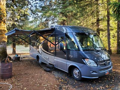 2014 Winnebago Via 25P