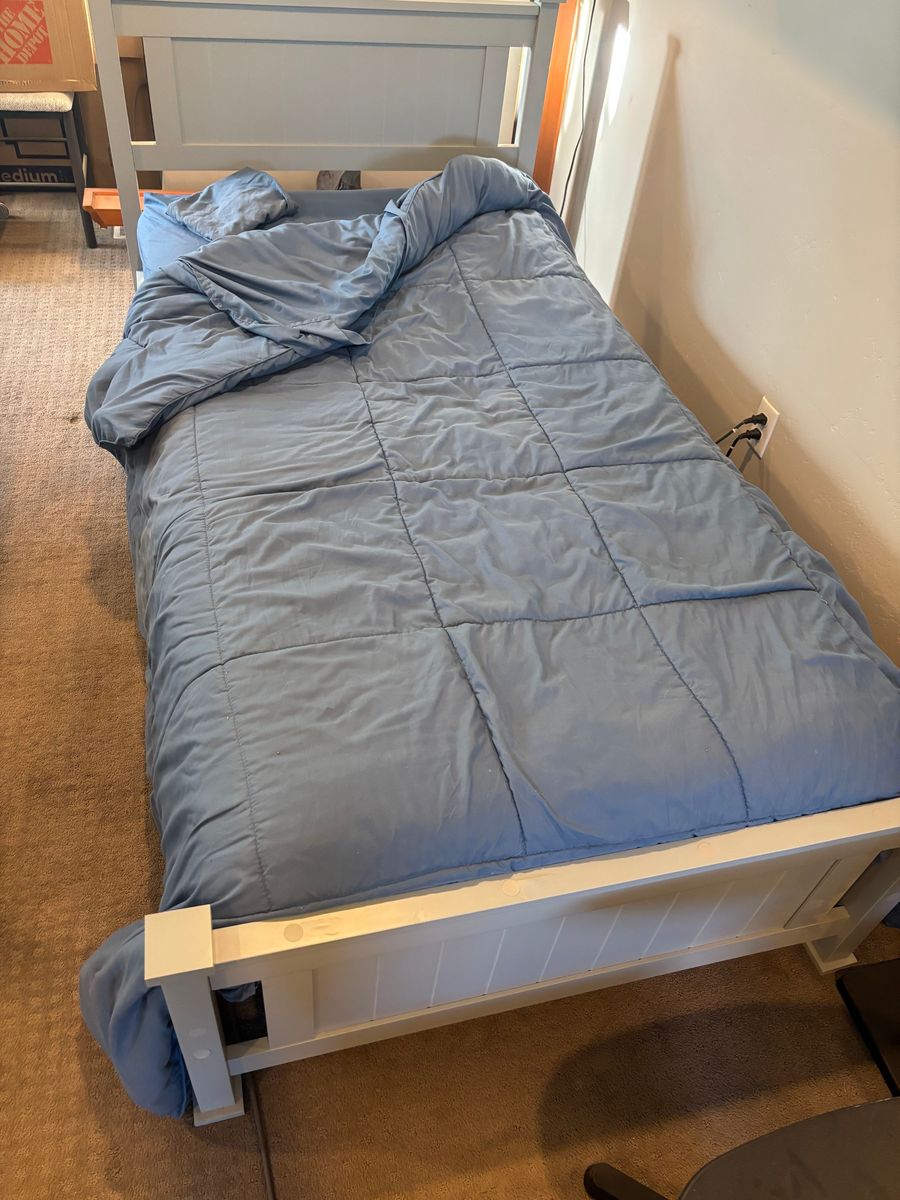 Lightweight TWIN wood slat bed with new mattress cover and new topper + Never Used