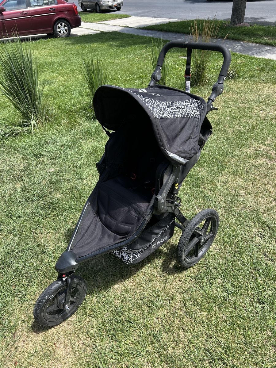 BOB Revolution Flex Jogging Stroller - Black & White Pattern, All-Terrain