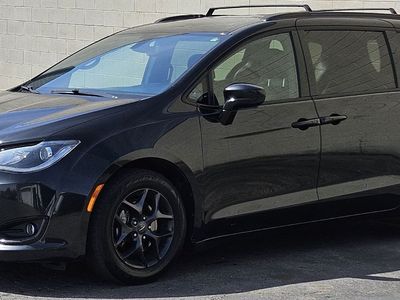 2020 CHRYSLER PACIFICA Touring L Plus