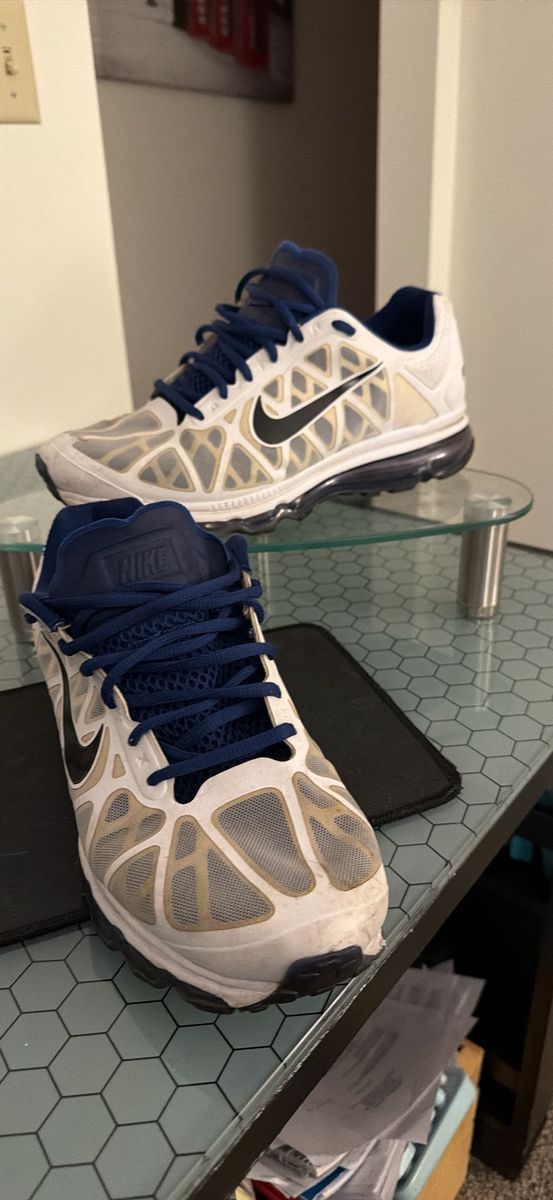 Nike Shoe Mens Size 11