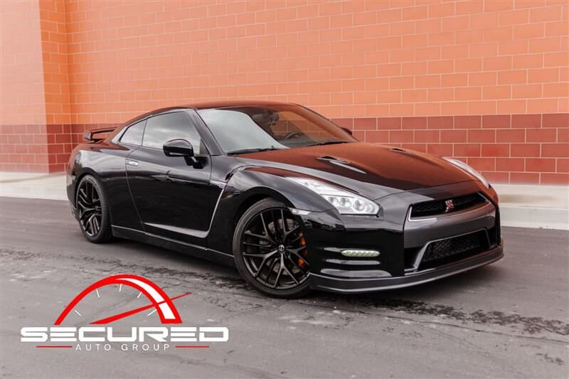 2016 Nissan GT-R Premium