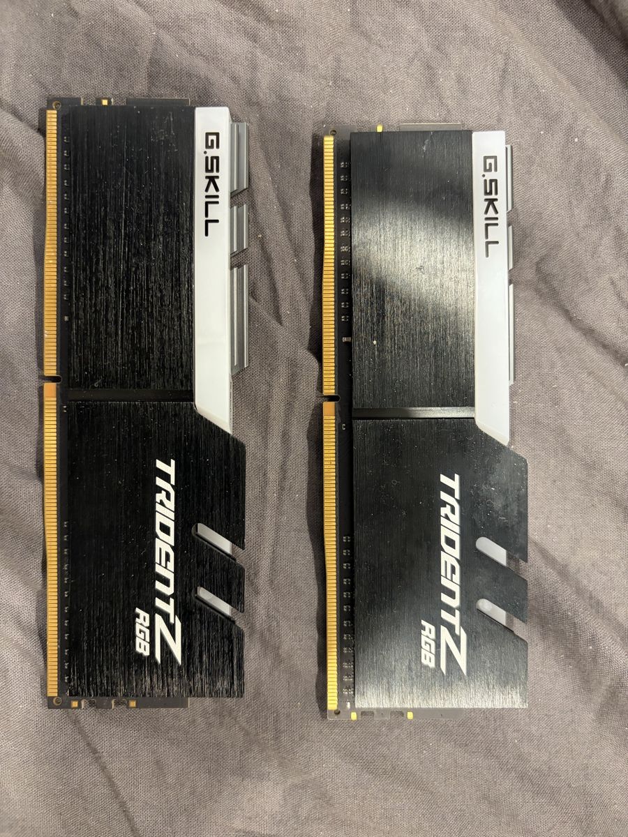 G.Skill Trident Z RGB 16GB (2x8GB)