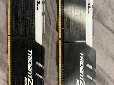 G.Skill Trident Z RGB 16GB (2x8GB)