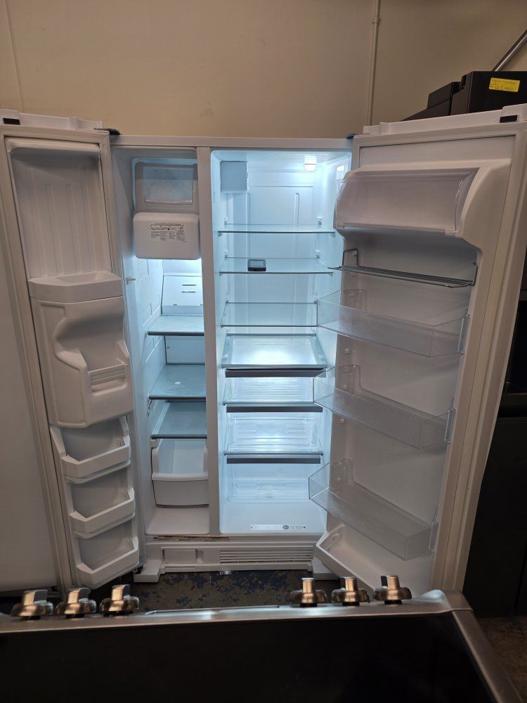 whirpool 33" refrigerator