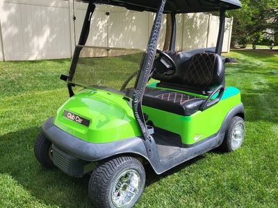 2010 Club Car Precedent Lime Green, mag wheels, premium seats, rust-free frame