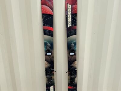 Womens Atomic Century Skis