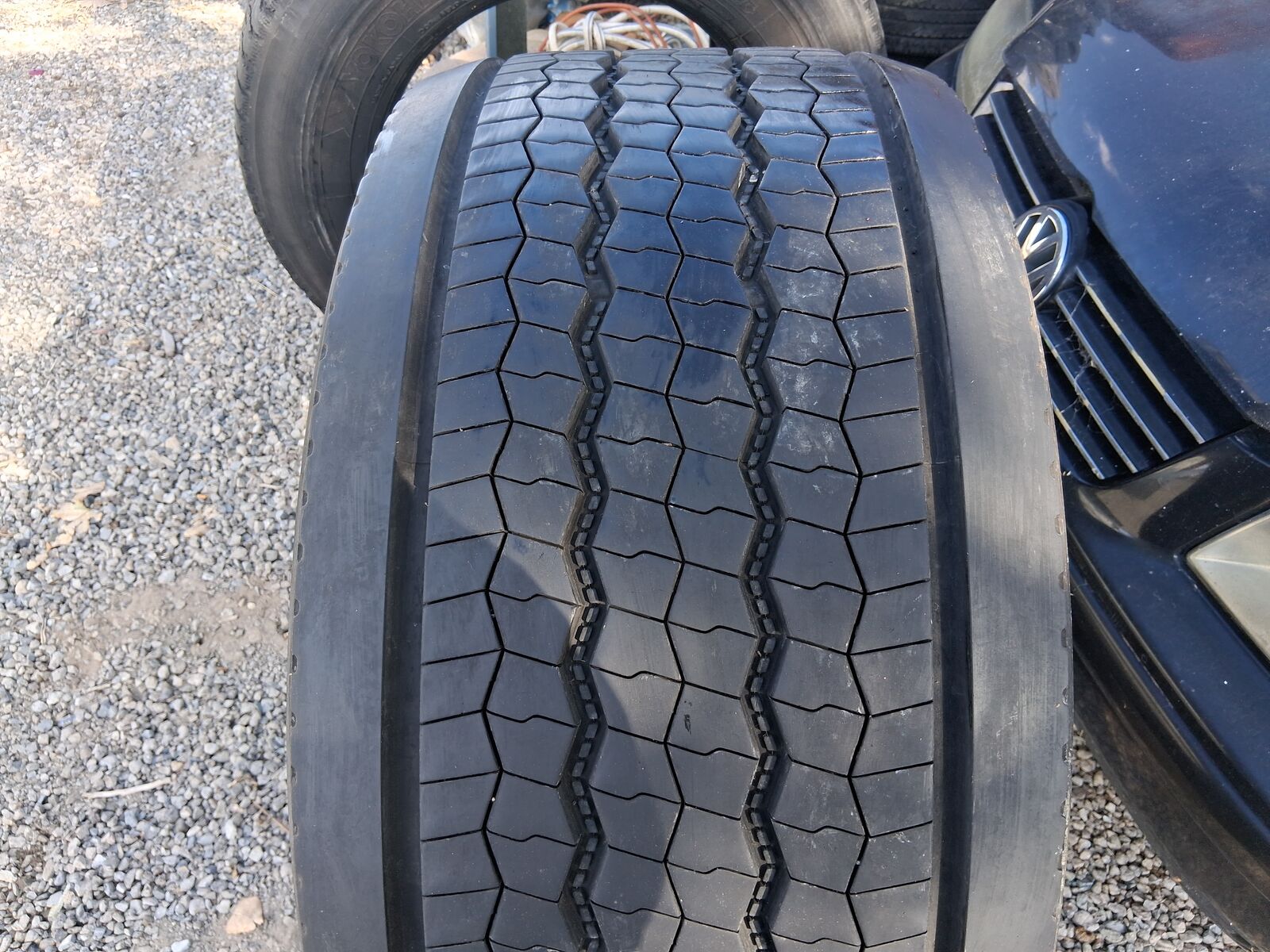 SEMI SUPER SINGLE BRIDGSTONE 445 50R 22.5