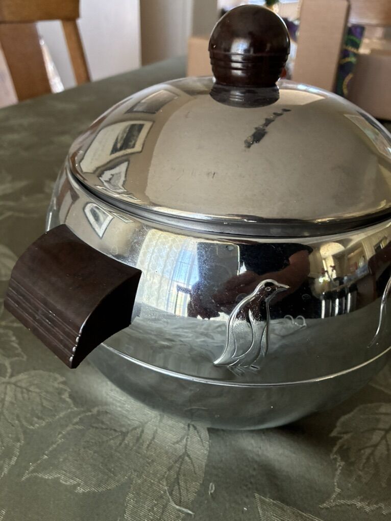 Penguin Ice Bucket 1930/1950s