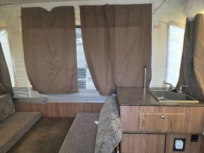 2015 Rockwood freedom pop up
