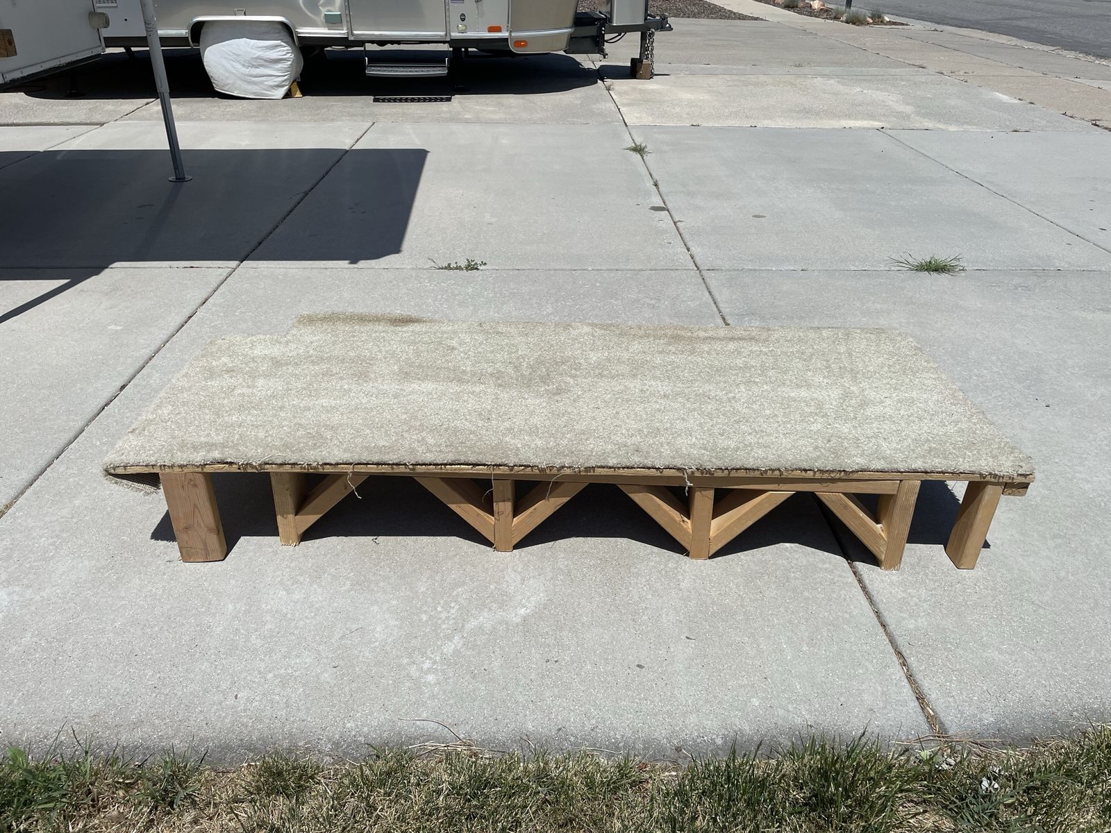 6’ sleeping platform for small trucks