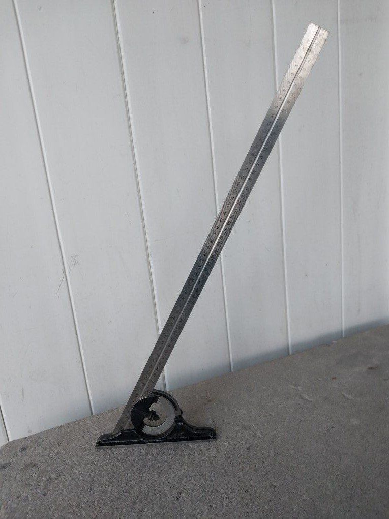 Main image 3