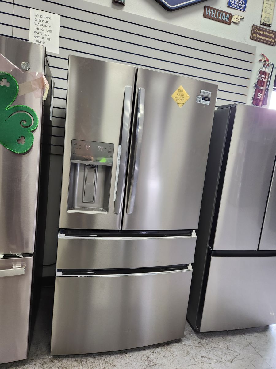 BRAND NEW! FRIGIDAIRE GALLERY STAINLESS STEEL 4-DOOR FRENCHDOOR FRIDGE COUNTER DEPTH