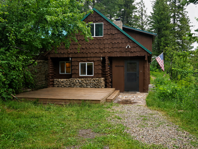 Cabin at Palisades Reservoir