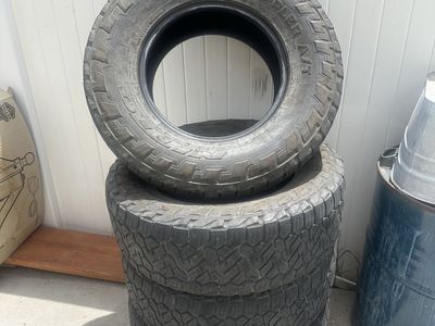 285/70R17 nitto tires