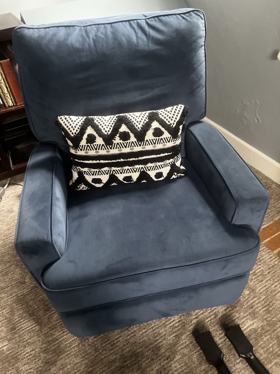 Blue Upholstered Armchair - Comfortable and Stylish Living Room Chair recliner