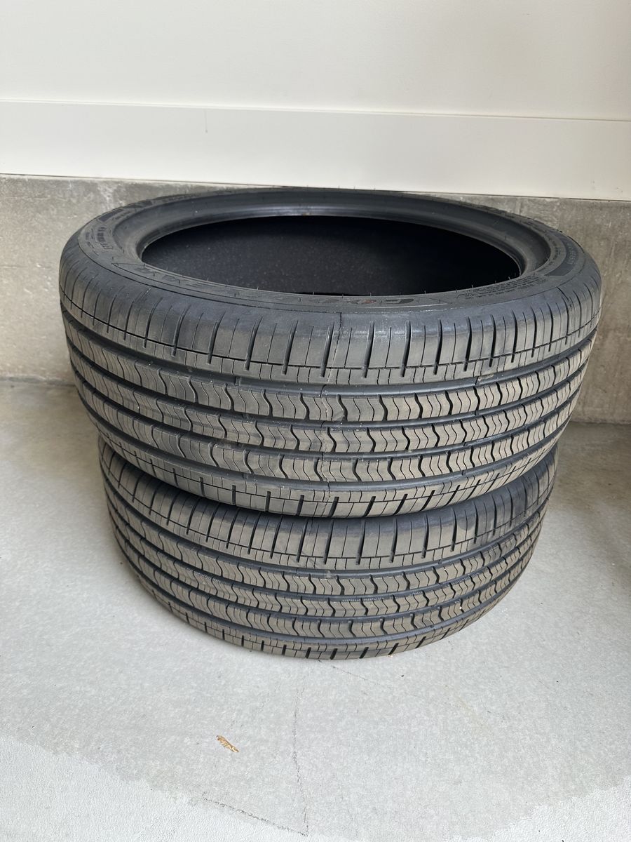 Goodyear Eagle Sport 245/40R19 All-Season Car Tires - Set of 2