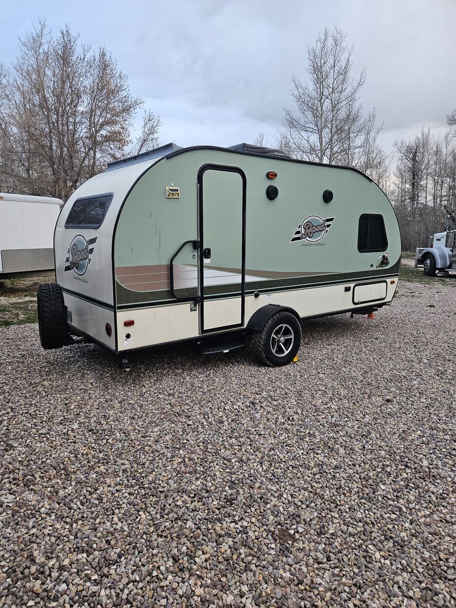 2017 Forrest River RPod