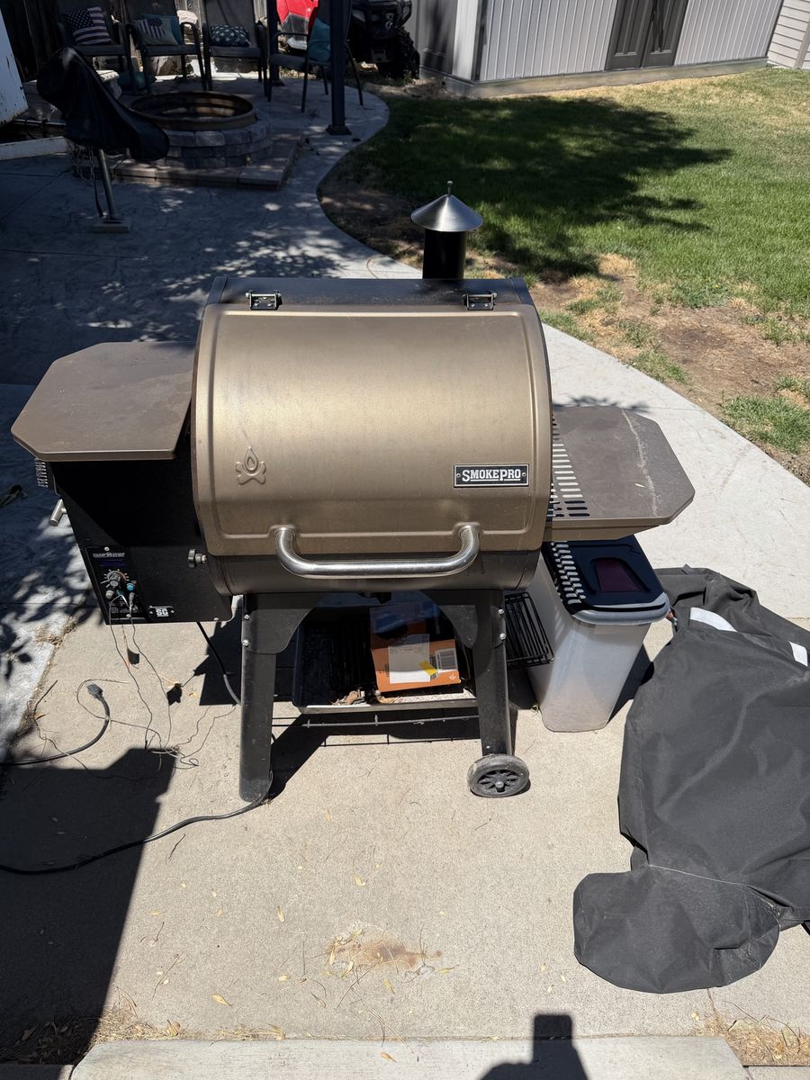 Camp chef pellet smoker/grill