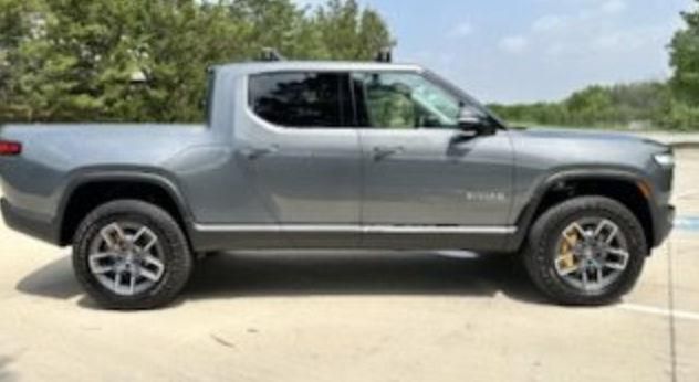 2023 Rivian R1T Adventure