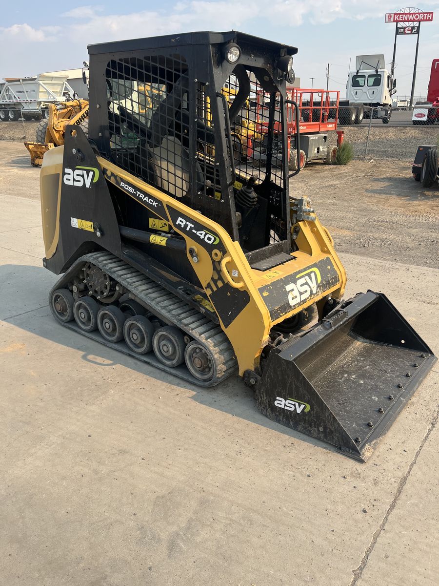 ASV RT40 Compact Track Loader