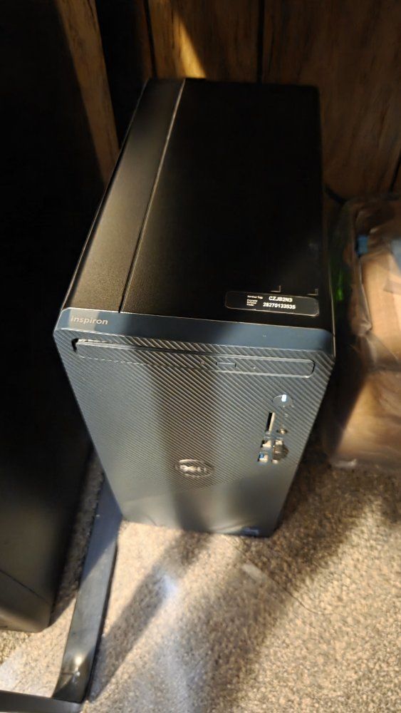 Dell Inspiron Desktop PC with Logitech Keyboard & Mouse, and Monitor - Full Setup