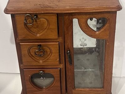 Vintage Wood Jewelry Box