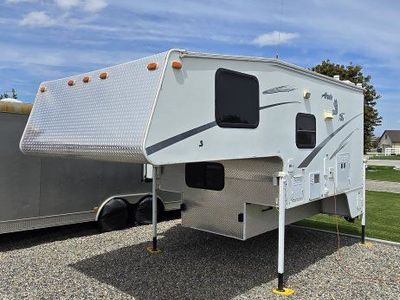2002 Arctic Fox 990 Camper