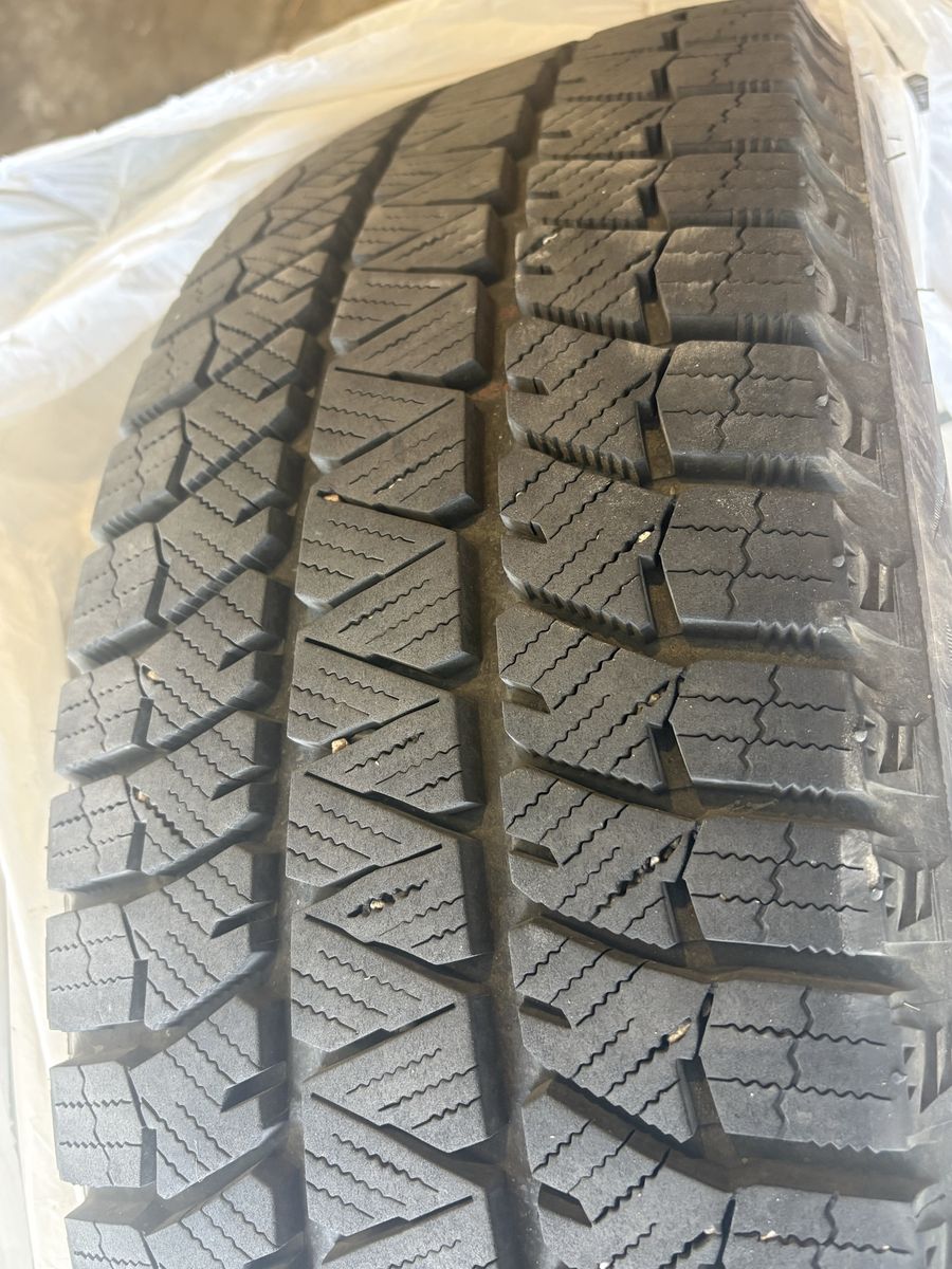 Bridgestone Blizzak WS90 Tires 225/65R17