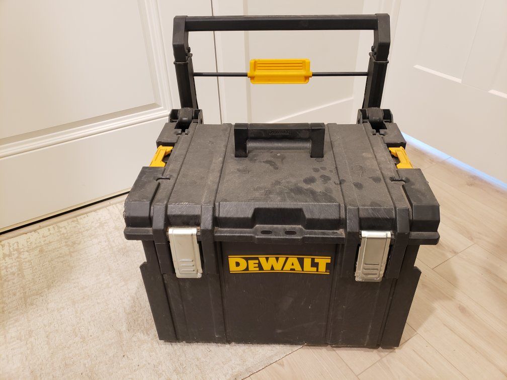 Dewalt Rolling Toolbox