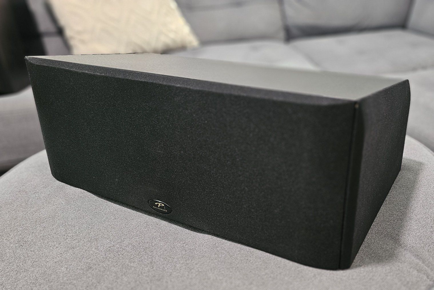 Paradigm Reference Studio/CC v.2 Center Channel Speaker Black Magne-Shield
