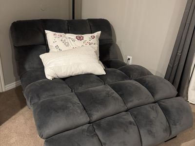 Lounge chair