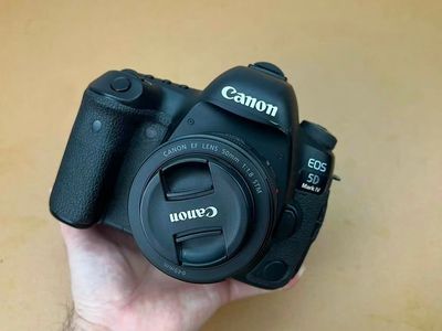 5d iv + ef 50mm 1.8 1080$