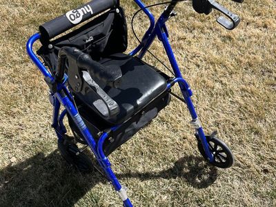 Nice Hugo Walker extra Storage, Folds Up