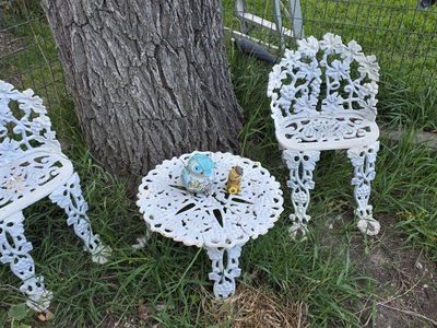 White Cast Iron Grapevine Patio Bistro Set - 2 Chairs & 1 Table